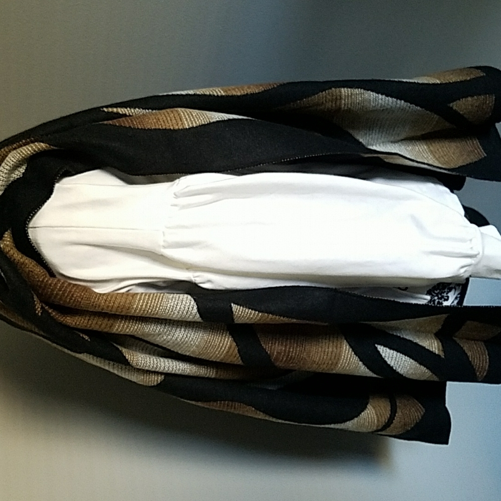 NEW Wrap Scarf - Picture 4 of 5